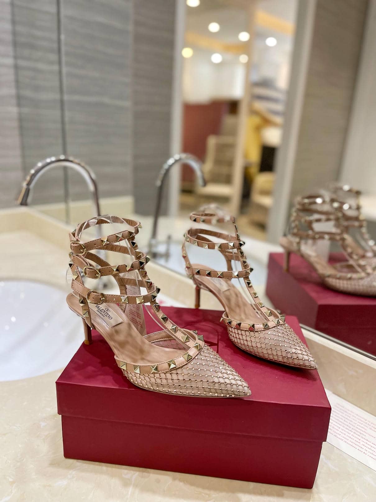 Valentino Sandal8-1